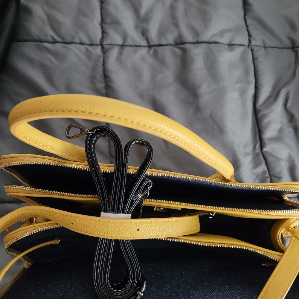 Bag - Picture 4 of 5